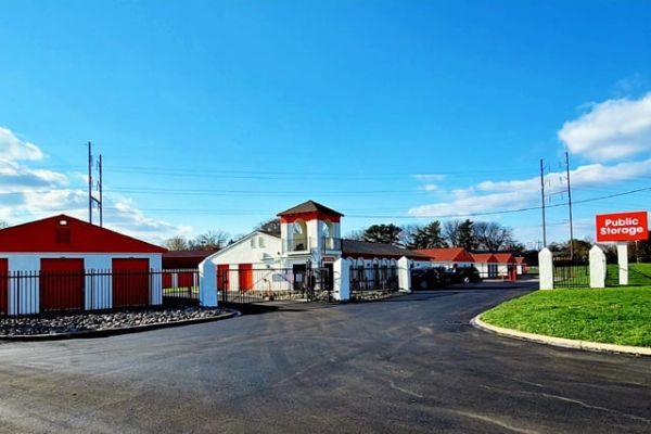 Public Storage - Tinton Falls - 950 Shrewsbury Ave - 950 Shrewsbury Ave