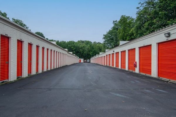 Public Storage - Maple Shade - 124 W Rudderow Ave - 124 W Rudderow Ave