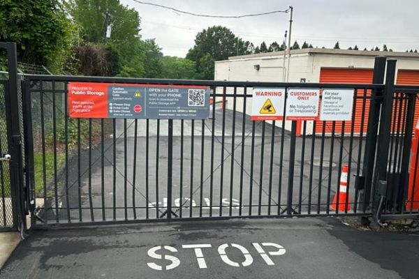 Public Storage - Greensboro - 4605 W Market St - 4605 W Market St