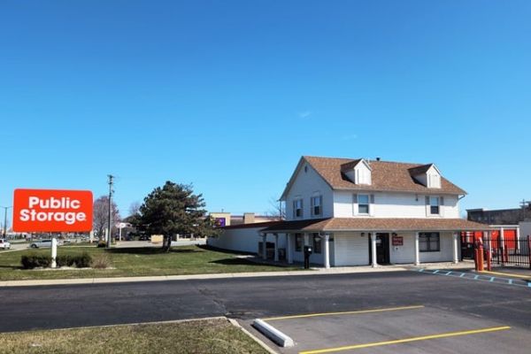 Public Storage - Sterling Heights - 36260 Van Dyke Ave - 36260 Van Dyke Ave