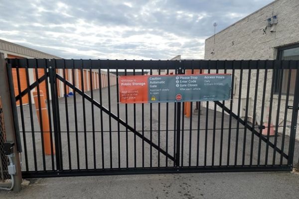 Public Storage - Columbus - 6401 Busch Blvd - 6401 Busch Blvd