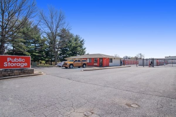 Public Storage - Frederick - 396 Prospect Blvd - 396 Prospect Blvd