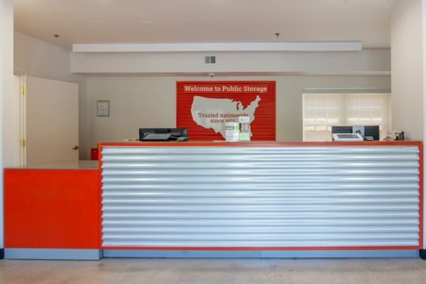 Public Storage - Miller Place - 922 Route 25A - 922 Route 25A