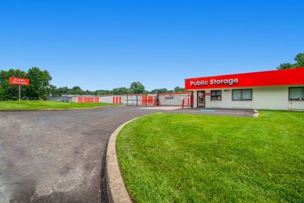 Public Storage - Aston - 4021 Market Street - 4021 Market Street