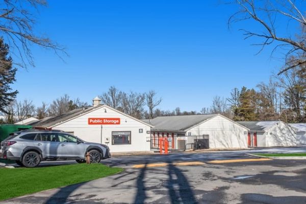 Public Storage - Matthews - 10833 Monroe Road - 10833 Monroe Road