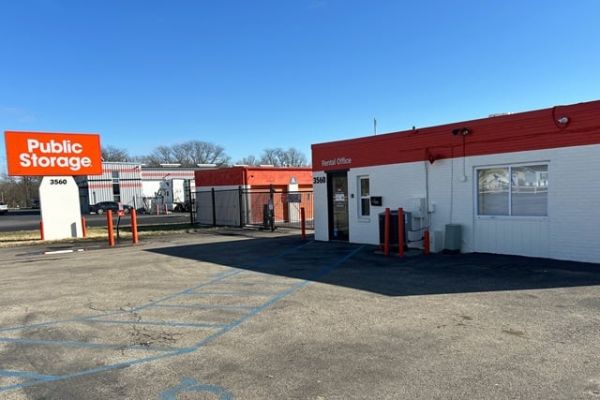Public Storage - Dayton - 3560 Needmore Road - 3560 Needmore Road