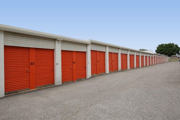 Public Storage - Philadelphia - 2700 Grant Ave - 2700 Grant Ave