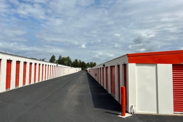 Public Storage - New Castle - 3801 N Dupont Parkway - 3801 Dupont Parkway
