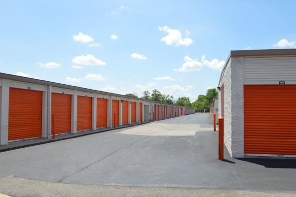 Public Storage - Indianapolis - 5725 Georgetown Road - 5725 Georgetown Road