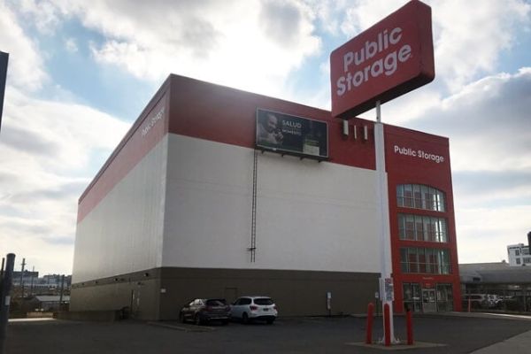 Public Storage - Long Island City - 4102 Northern Blvd - 4102 Northern Blvd