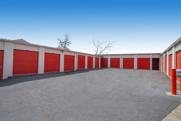 Public Storage - Hyattsville - 5556 Tuxedo Rd - 5556 Tuxedo Rd