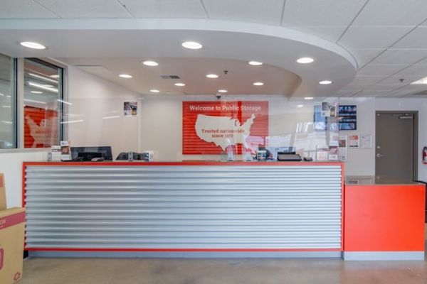 Public Storage - Hyattsville - 5556 Tuxedo Rd - 5556 Tuxedo Rd