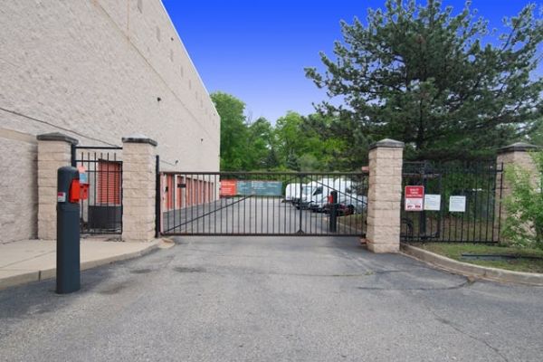 Public Storage - Southfield - 24200 Telegraph Road - 24200 Telegraph Road