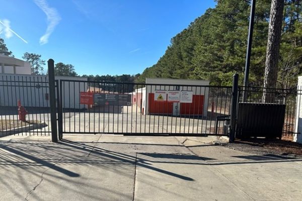 Public Storage - Cary - 2317 SW Cary Pkwy - 2317 SW Cary Pkwy