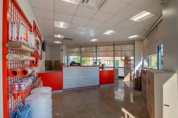 Public Storage - Great Neck - 91 Cuttermill Road - 91 Cuttermill Road