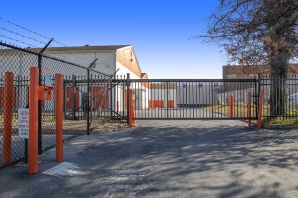 Public Storage - Silver Spring - 11315 Lockwood Dr - 11315 Lockwood Dr