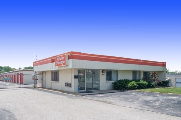 Public Storage - St Louis - 11580 Page Service Drive - 11580 Page Service Drive