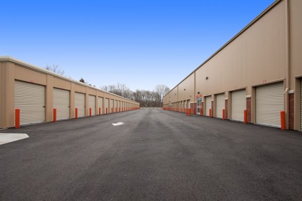 Public Storage - Middle Island - 901 Middle Country Rd - 901 Middle Country Rd
