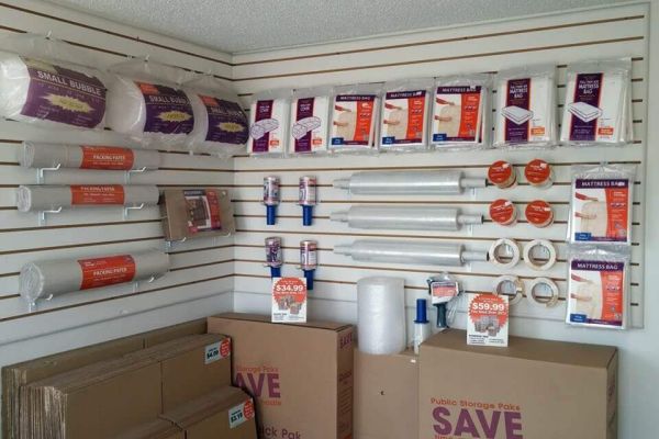 Public Storage - Wichita - 1445 S Tyler Road - 1445 S Tyler Road