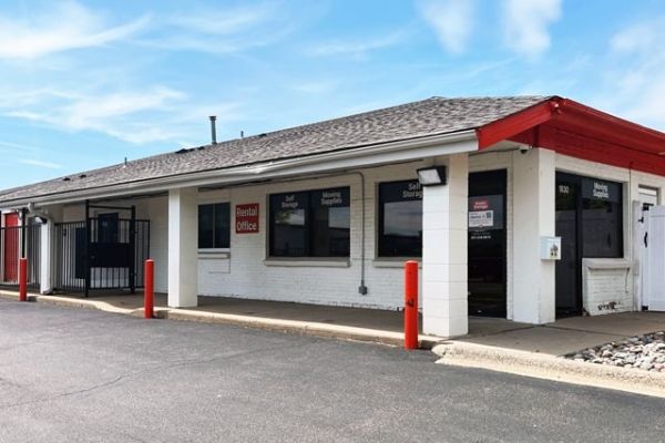 Public Storage - White Bear Lake - 1830 Buerkle Road - 1830 Buerkle Road