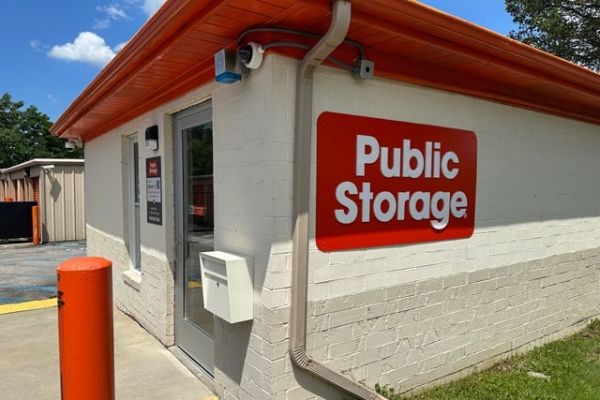 Public Storage - Broadview Heights - 9100 Postal Drive - 9100 Postal Drive