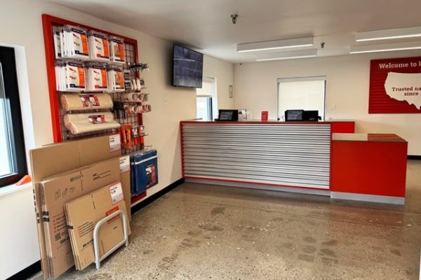 Public Storage - Rolling Meadows - 945 Rohlwing Road - 945 Rohlwing Road