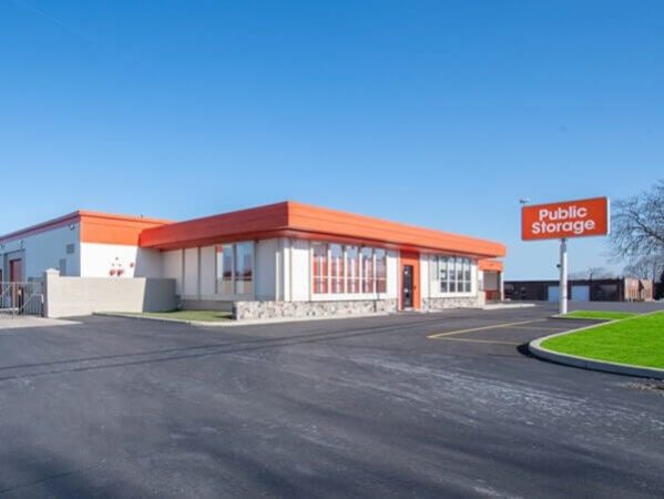 Public Storage - Glenview - 3320 W Lake Ave - 3320 W Lake Ave