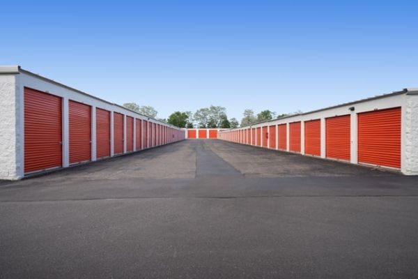Public Storage - Stillwater - 5710 Memorial Ave N - 5710 Memorial Ave N