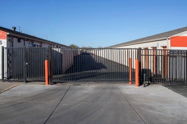 Public Storage - Wichita - 1175 S Rock Road - 1175 S Rock Road