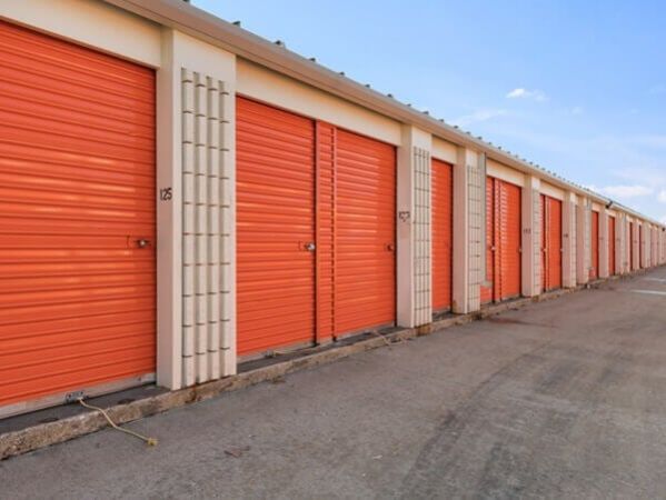 Public Storage - Broadview - 2040 S 25th Ave - 2040 S 25th Ave