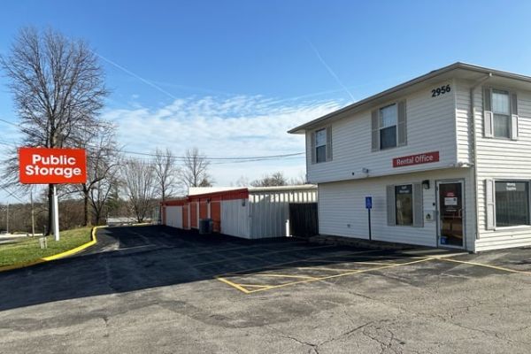 Public Storage - Saint Ann - 2956 N Lindbergh Blvd - 2956 N Lindbergh Blvd