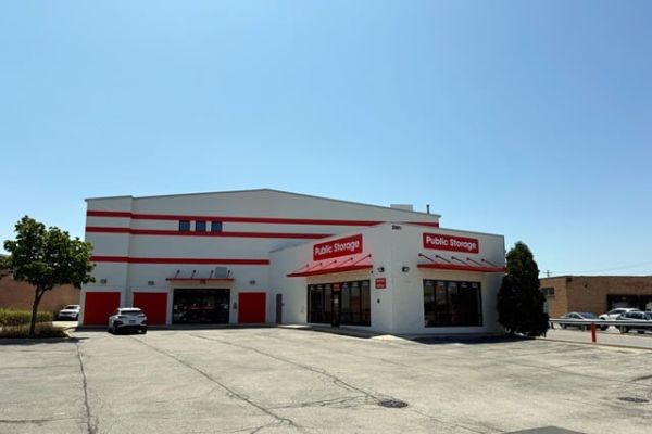 Public Storage - Lincolnwood - 3501 W Touhy Ave - 3501 W Touhy Ave