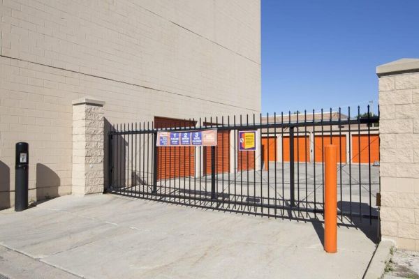 Public Storage - Lincolnwood - 3501 W Touhy Ave - 3501 W Touhy Ave