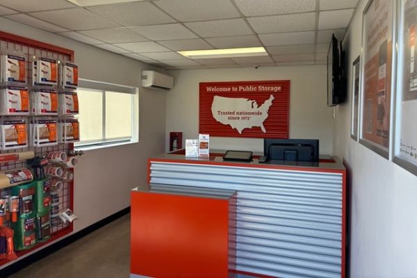 Public Storage - Elk Grove Village - 2901 Touhy Ave - 2901 Touhy Ave