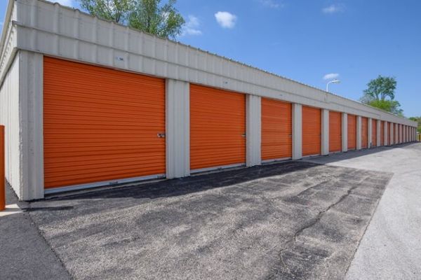 Public Storage - Tinley Park - 16161 Brennan Highway - 16161 Brennan Highway