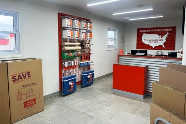 Public Storage - Tinley Park - 16161 Brennan Highway - 16161 Brennan Highway