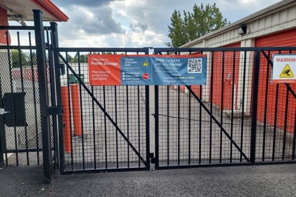 Public Storage - Hanover Park - 1000 E Lake Street - 1000 E Lake Street