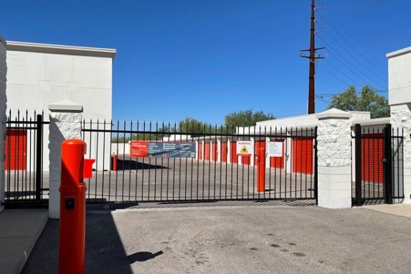 Public Storage - Tucson - 11274 N Oracle Rd - 11274 N Oracle Rd