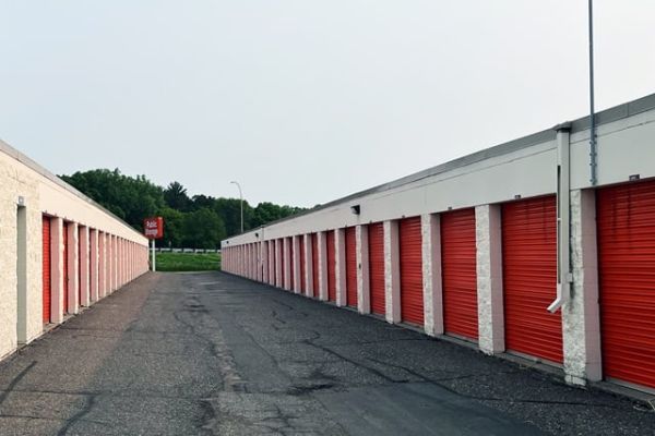 Public Storage - Little Canada - 55 County Road B East - 55 County Road B East