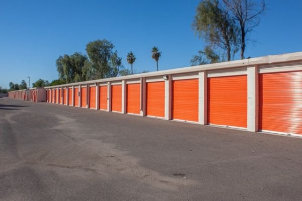 Public Storage - Phoenix - 7410 W McDowell Rd - 7410 W McDowell Rd