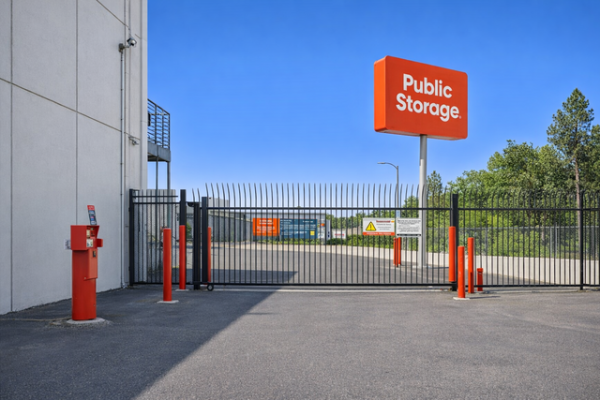 Public Storage - Portland - 1621 NE 71st Ave - 1621 NE 71st Ave