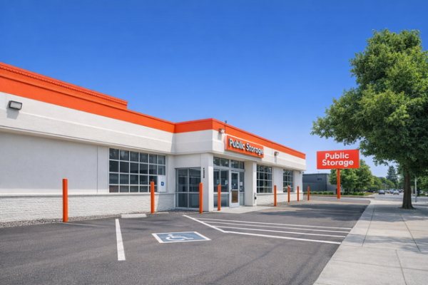 Public Storage - Portland - 6525 N Lombard Street - 6525 N Lombard Street