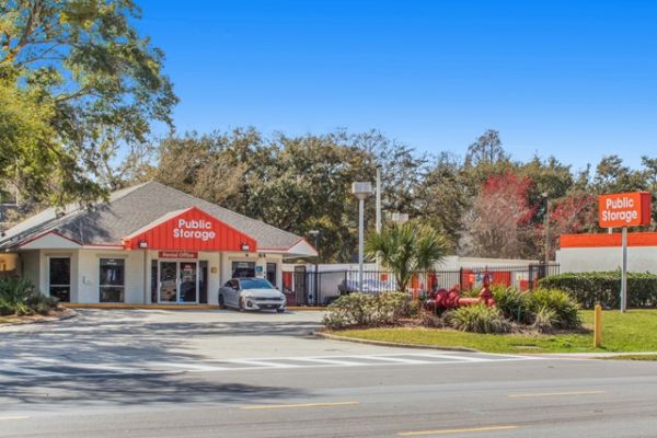 Public Storage - Beaverton - 7065 SW 105th Ave - 7065 SW 105th Ave