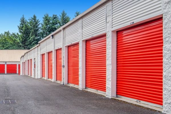 Public Storage - Gresham - 2636 NE Hogan Dr - 2636 NE Hogan Road