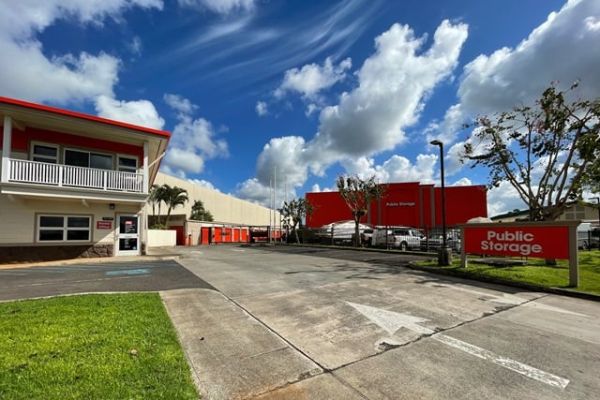 Public Storage - Waipahu - 94-1355 Waipio Uka Street - 94-1355 Waipio Uka Street