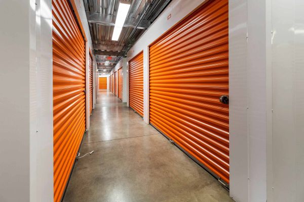Prime Storage - Louisville E. Main Street - 913 East Main Street