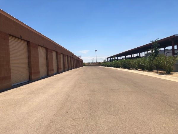 Las Tierras Self Storage - 3009 North Zaragoza Road