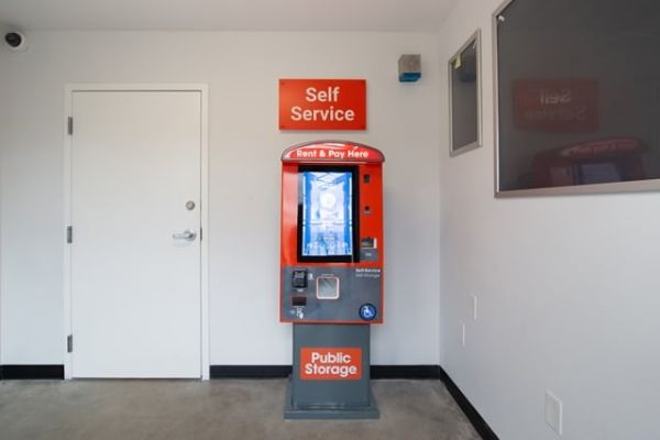 Public Storage - Annandale - 4312 Ravensworth Road - 4312 Ravensworth Road