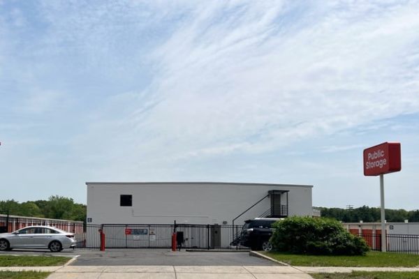 Public Storage - Manchester - 440 Tolland Tpke - 440 Tolland Tpke