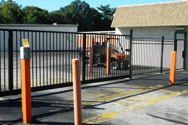 Public Storage - Chicopee - 31 Jamrog Drive - 31 Jamrog Drive